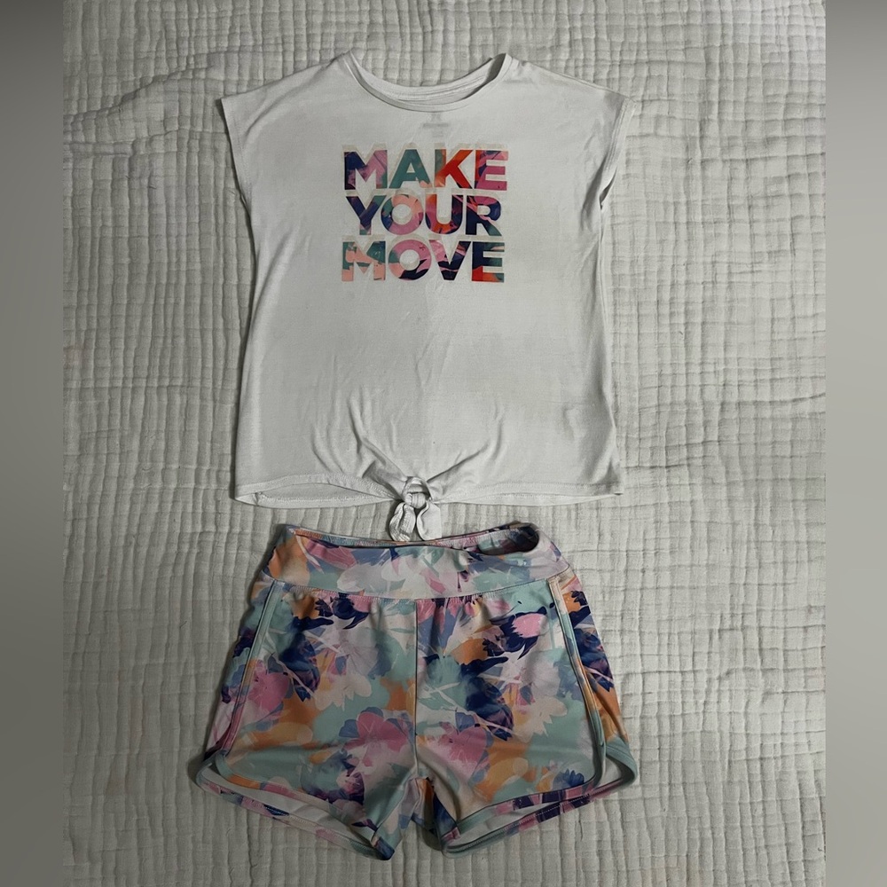 Girls Runway Athletic shorts and shirt. Size 8-10